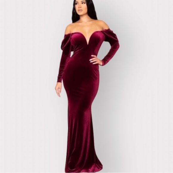 Burgundy Formal Evening Gown - Picture 1 of 3